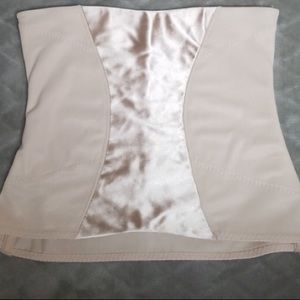 Maidenform Waist Trainer Hider